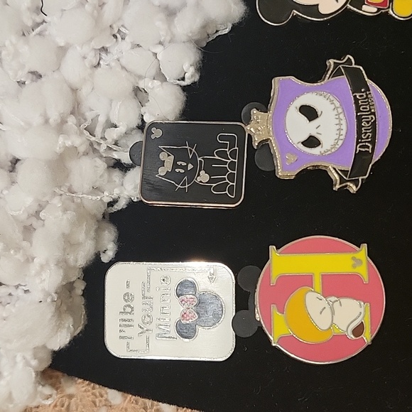 Disney Trading Pins Collection - Picture 2 of 14